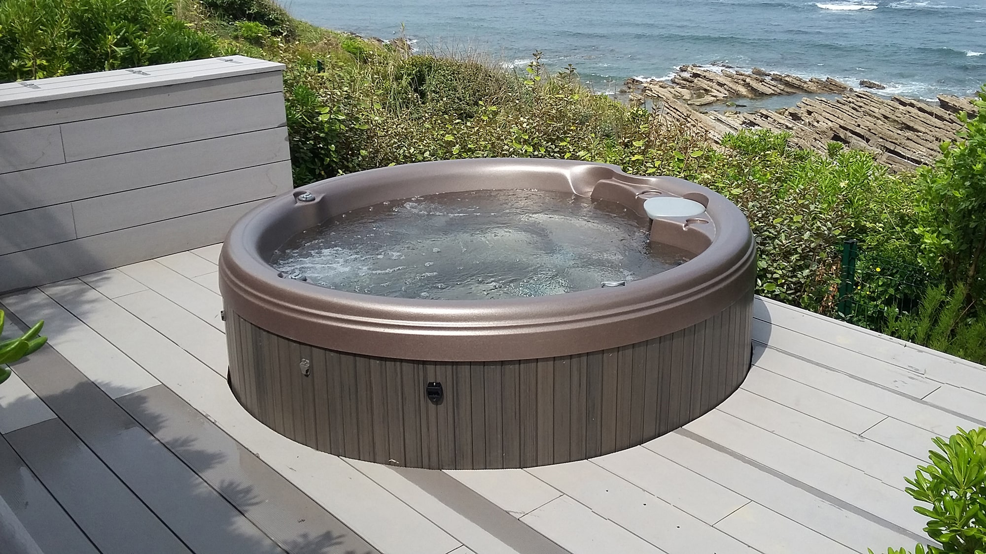 Sundance Spas round hot tub installation